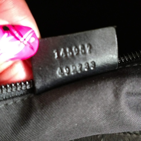 Authentic Black Gucci Guccissima Boston Handbag - Picture 6 of 8